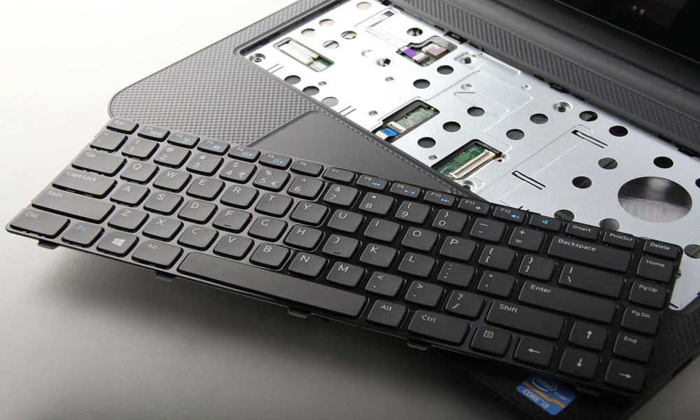 Laptop klavye değişimi nasıl yapılır?